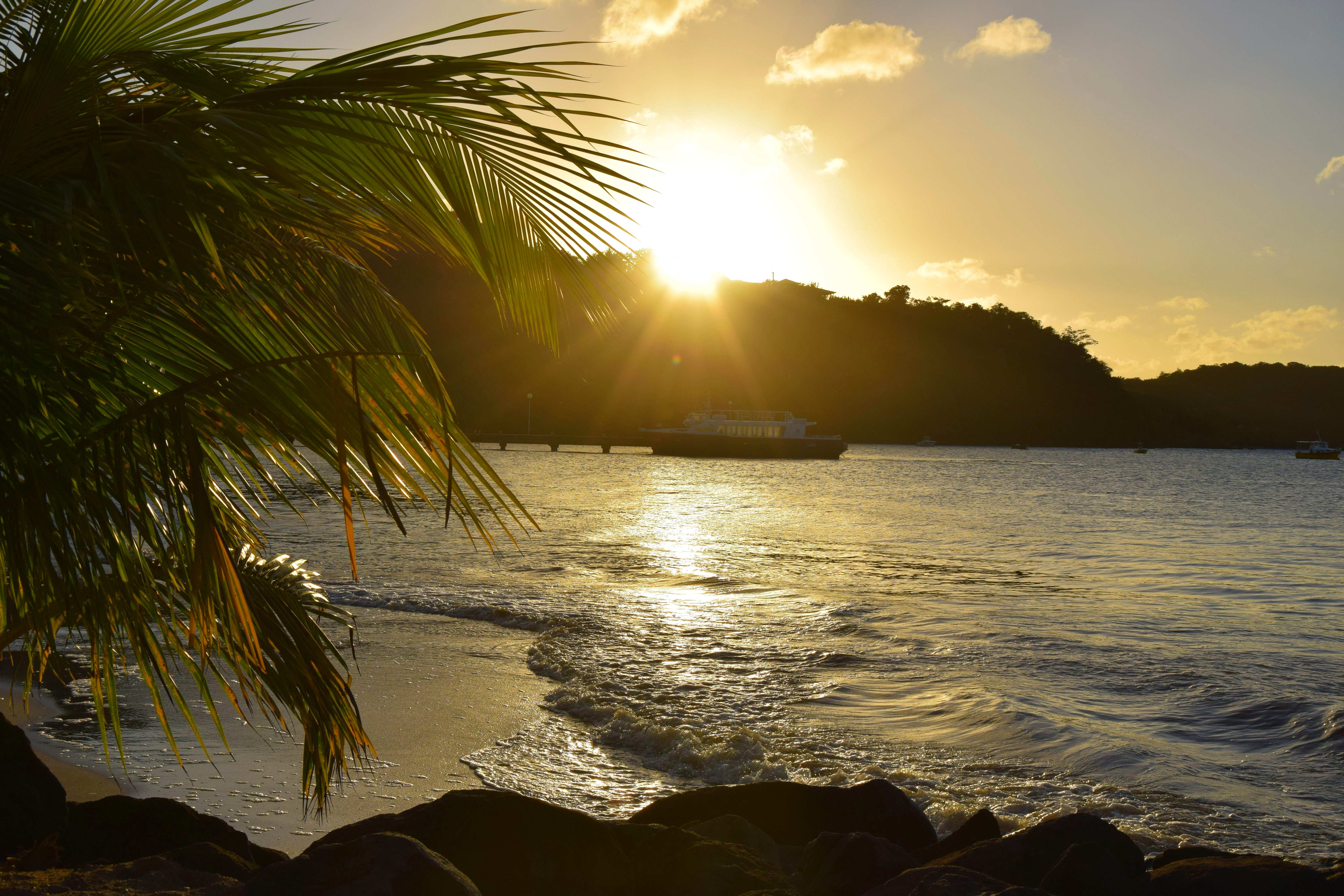 Sonnenuntergang am Strand von Martinique