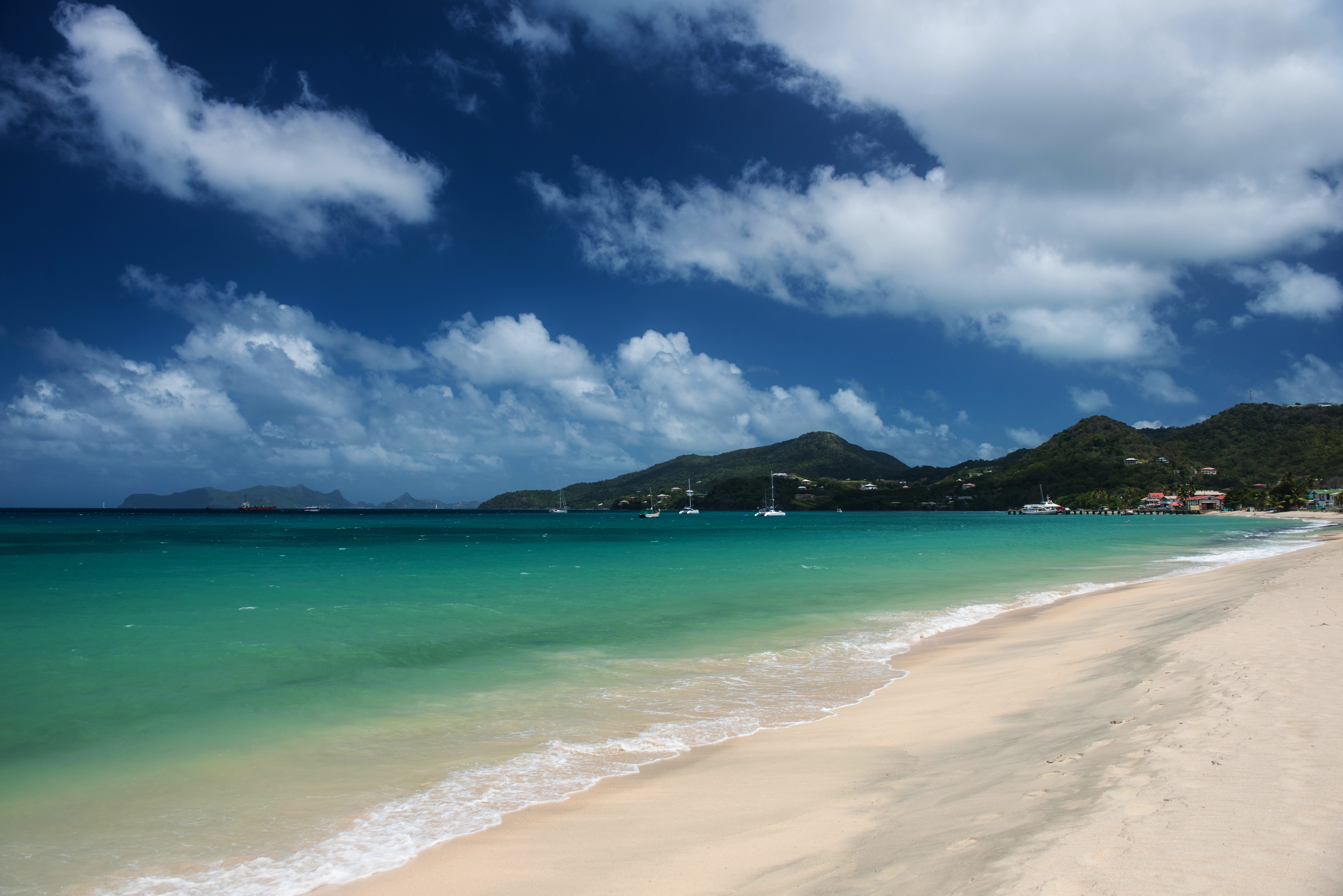 langer traumhafter Strand Grand Anse, Insel Grenada